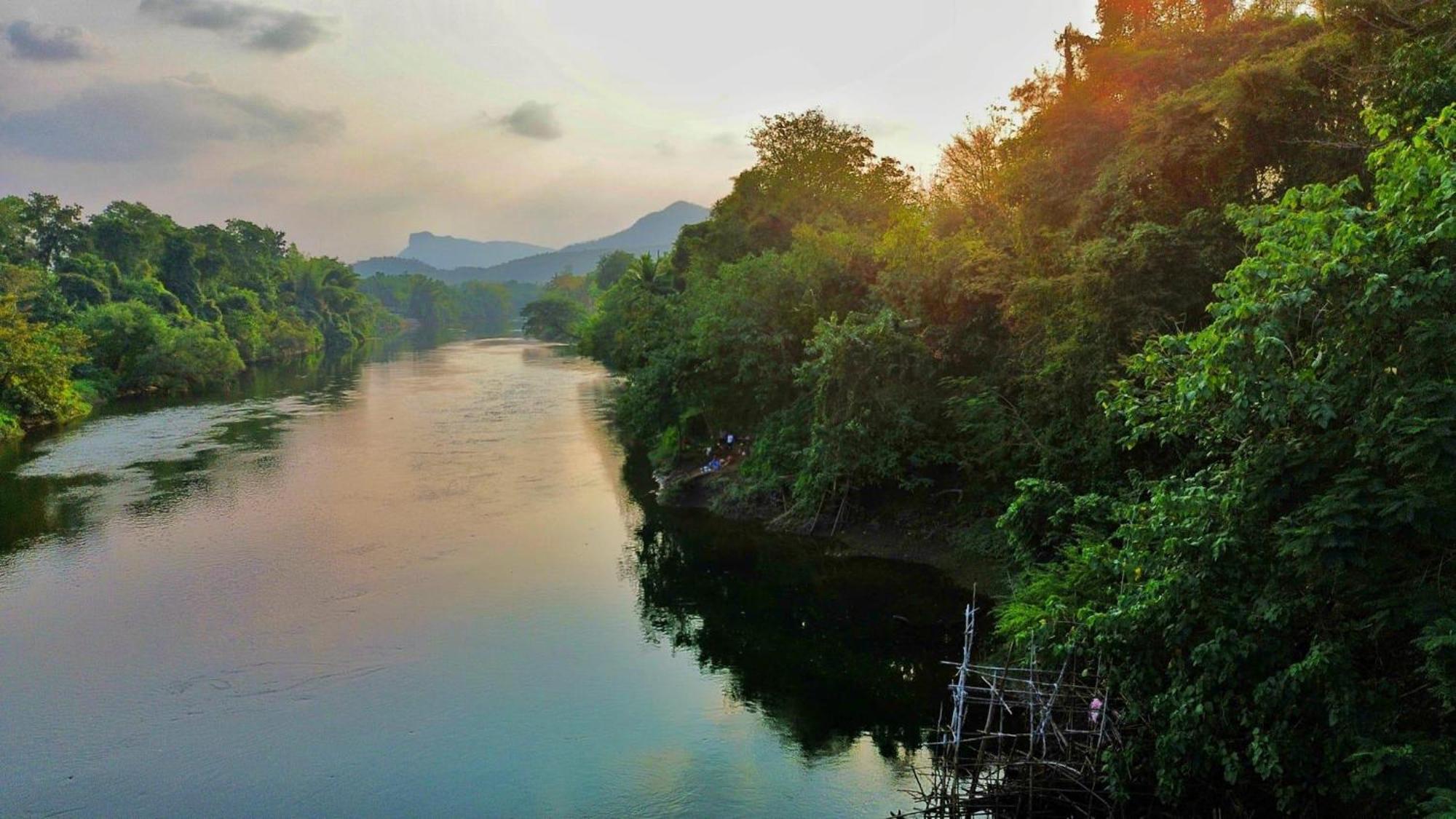 Rakmak Kan Resort & Cafe กาญจนบุรี ภายนอก รูปภาพ